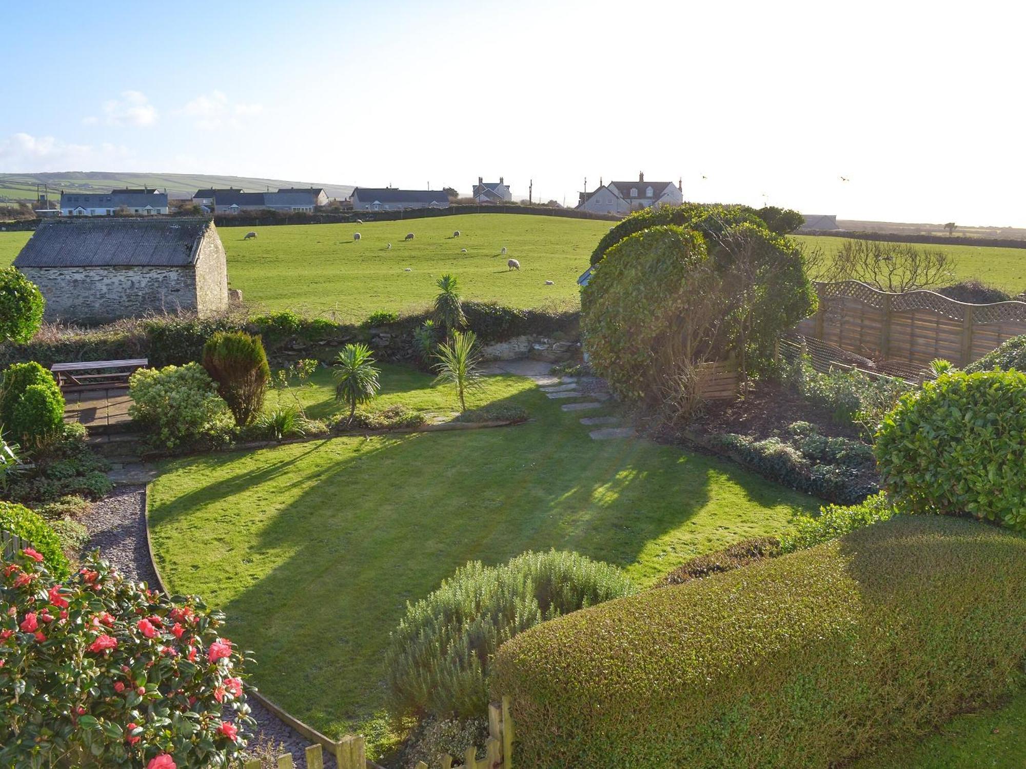 Tregatta Terrace Villa Tintagel Exterior photo